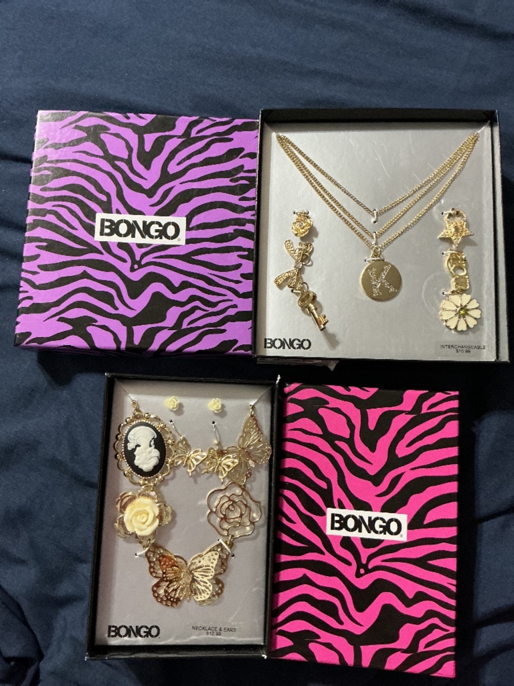 New BONGO Gold Tone Jewelry Sets Set Necklace and Earrings Interchangeable